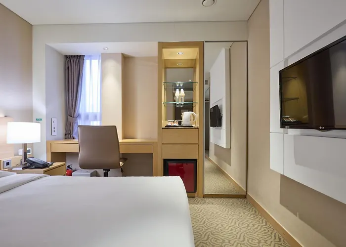 Отель Summit Dongdaemun 3*