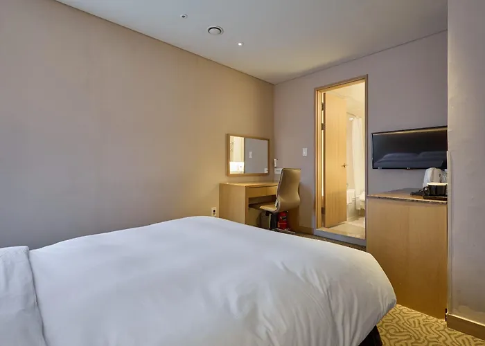Summit Dongdaemun Отель 3*